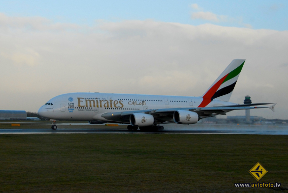 Airbus A380-861